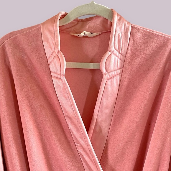 Vanity Fair Vintage Old Hollywood Pink Velour Satin Trim Robe SZ L - Picture 7 of 12